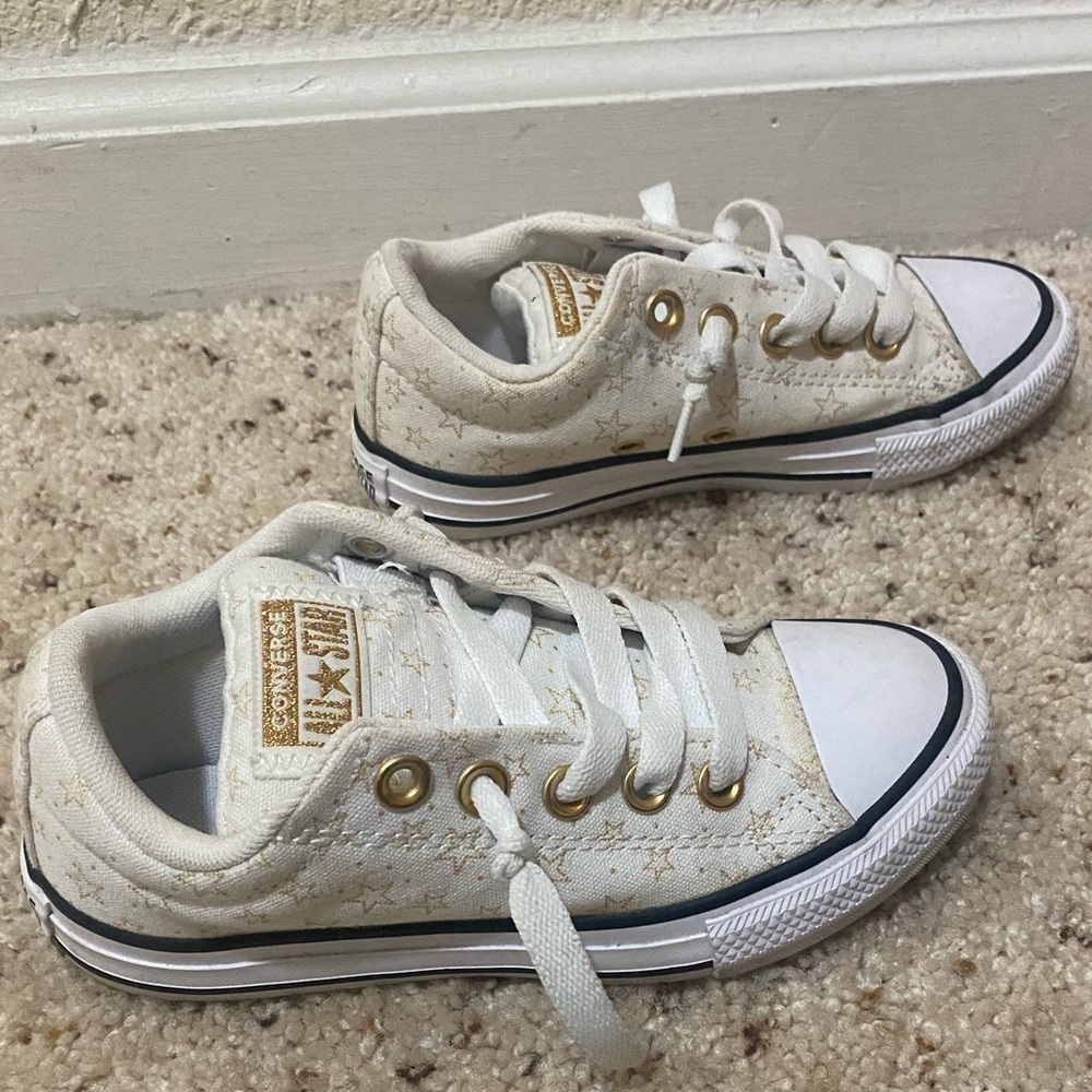 💎Kids shoes cream/gold Converse size 13